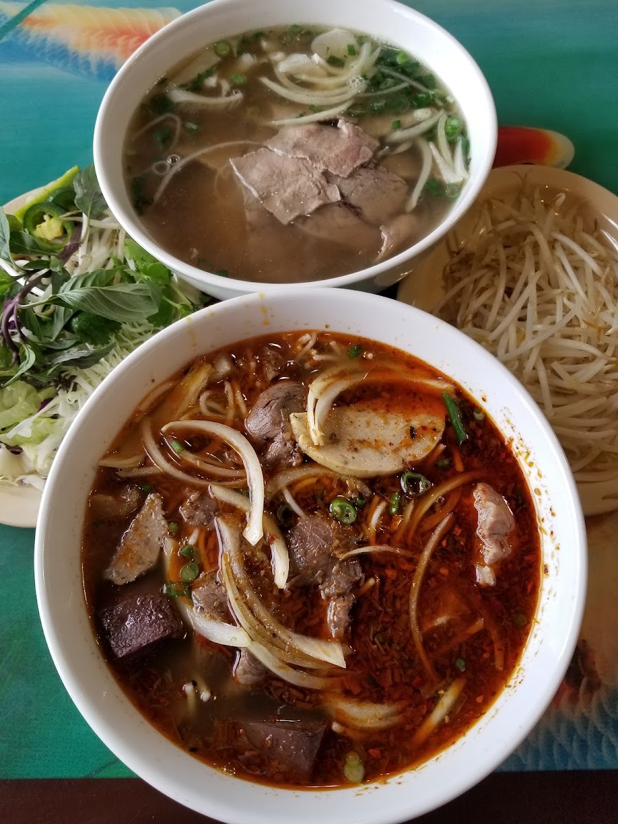 Phở Huong Vietnamese Restaurant Photo 7