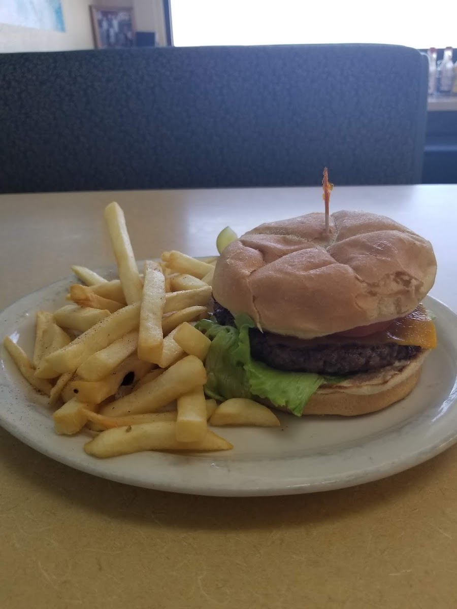Voyager Restaurant Photo 9