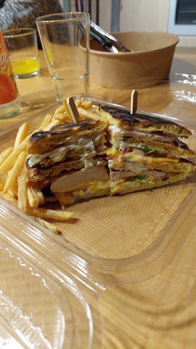 Restaurant Holzkohlegrill Photo 10