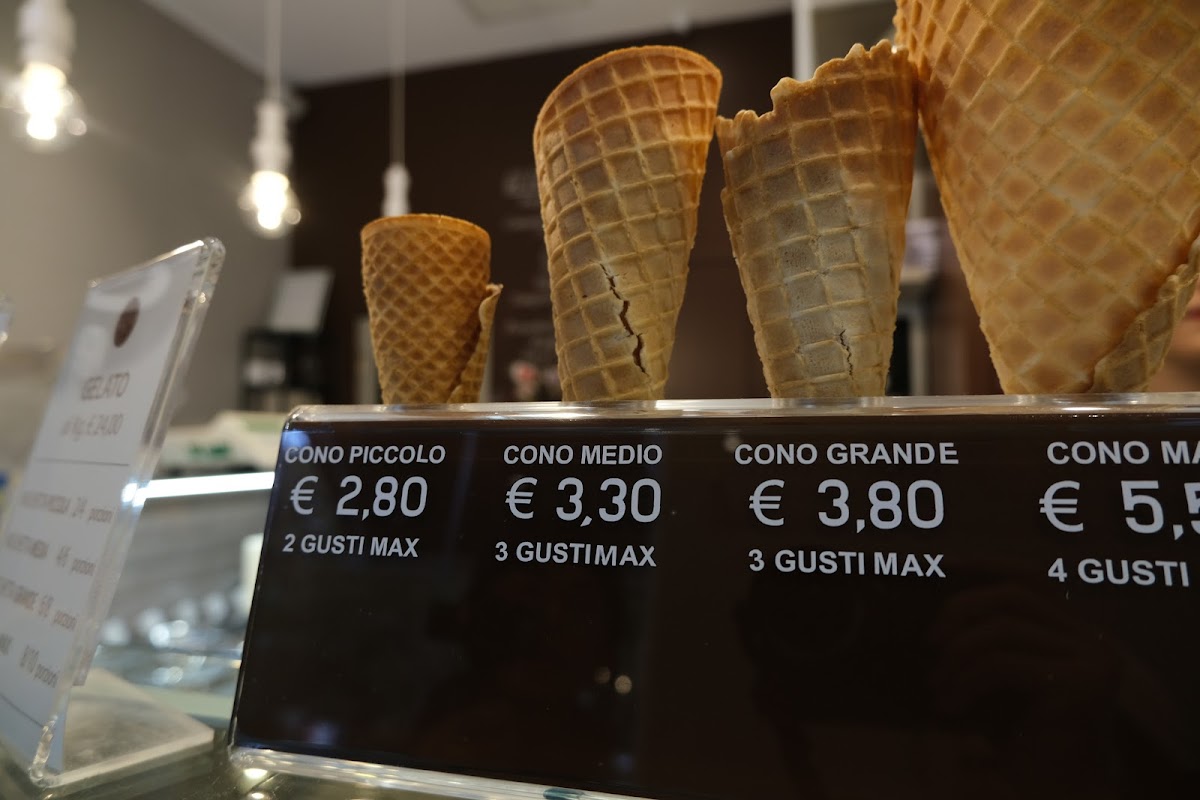 Gelateria Giova Photo Menu 2