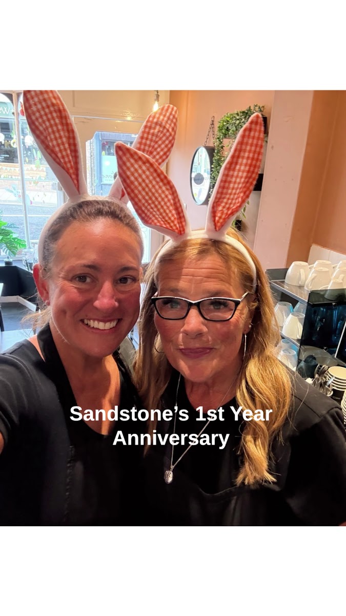 Sandstone - Eat In or Takeaway Photo 2