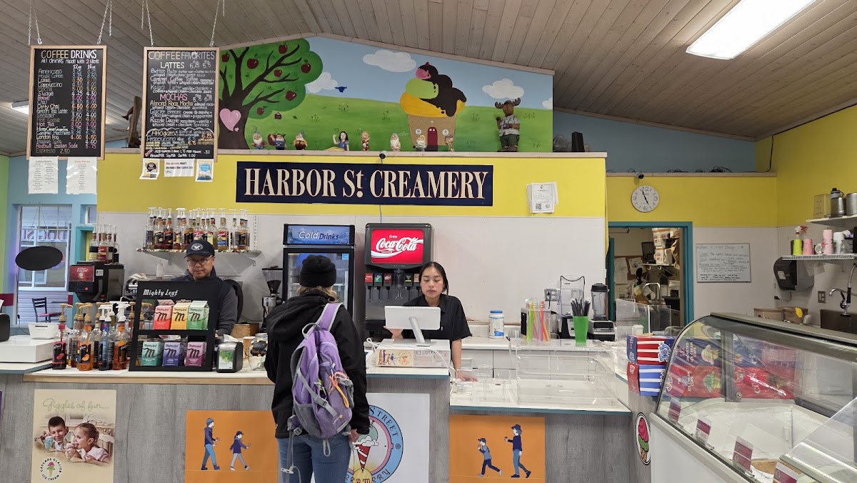 Harbor Street Creamery Photo 4