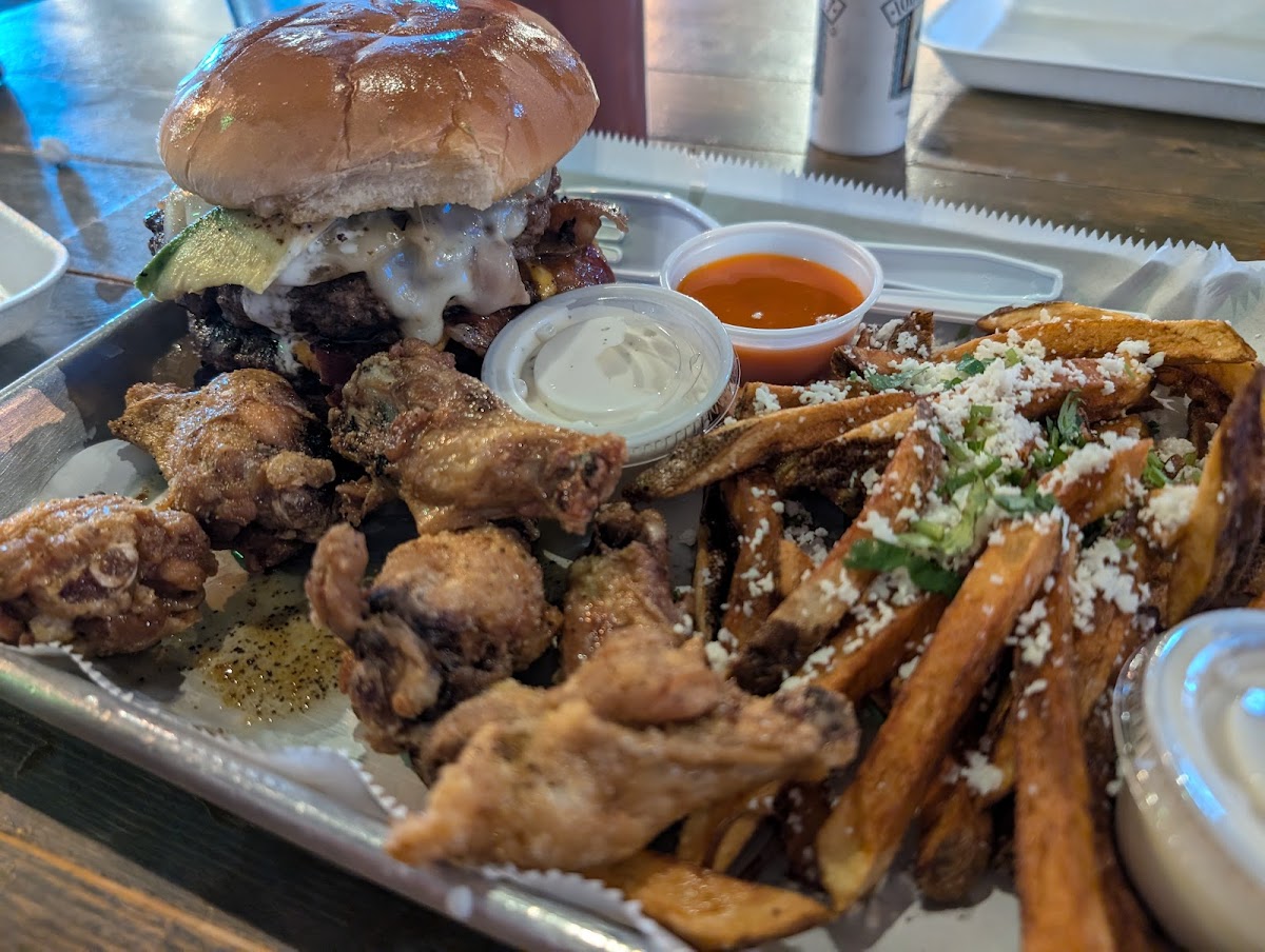 Frankie Flav's Craft Burger House Photo 8