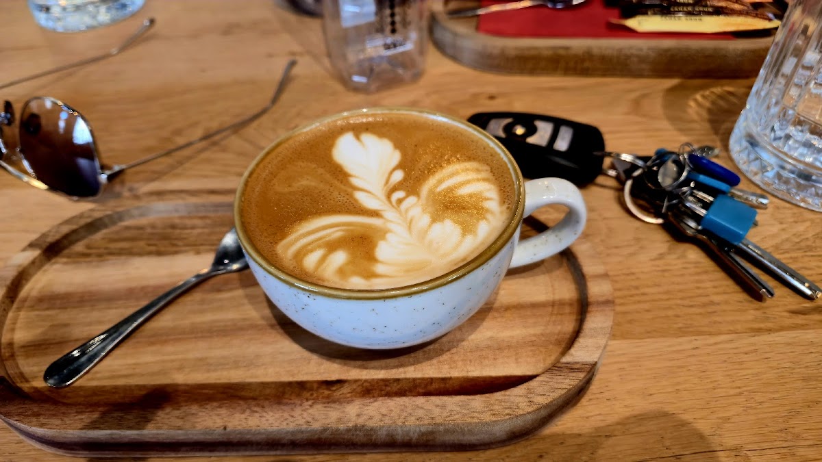 Artisan Coffee & Wine Photo 4