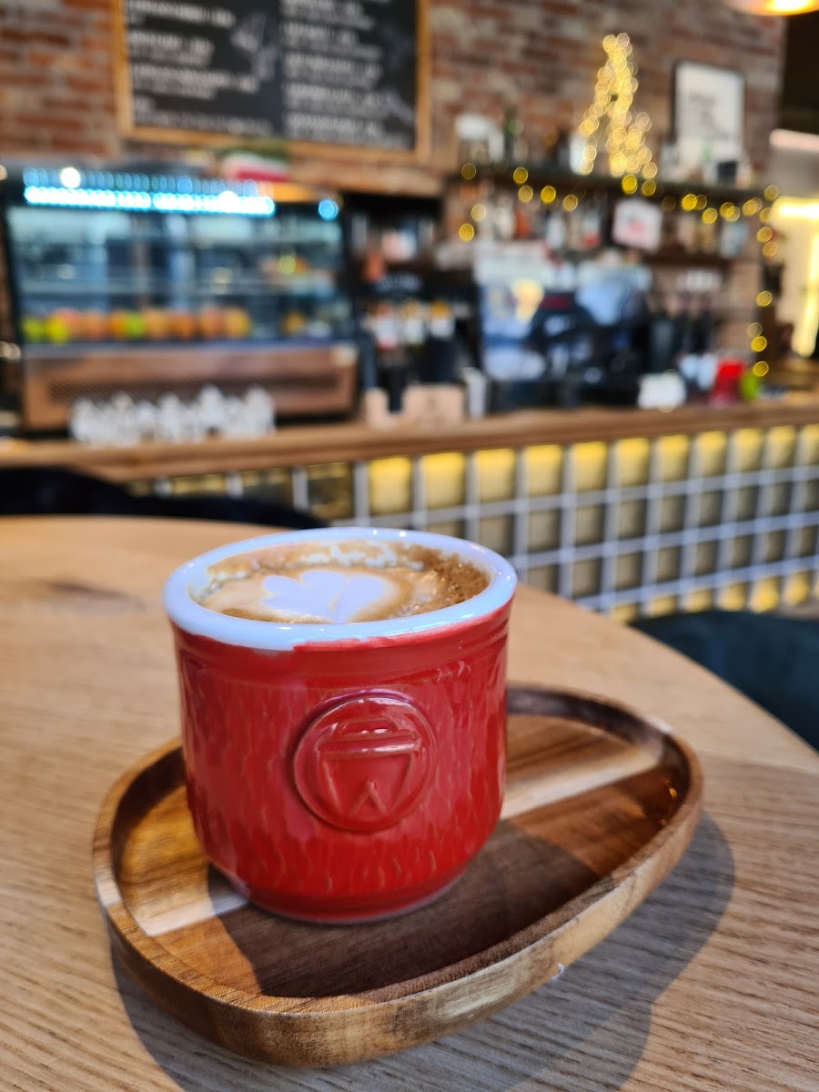 Artisan Coffee & Wine Photo 5