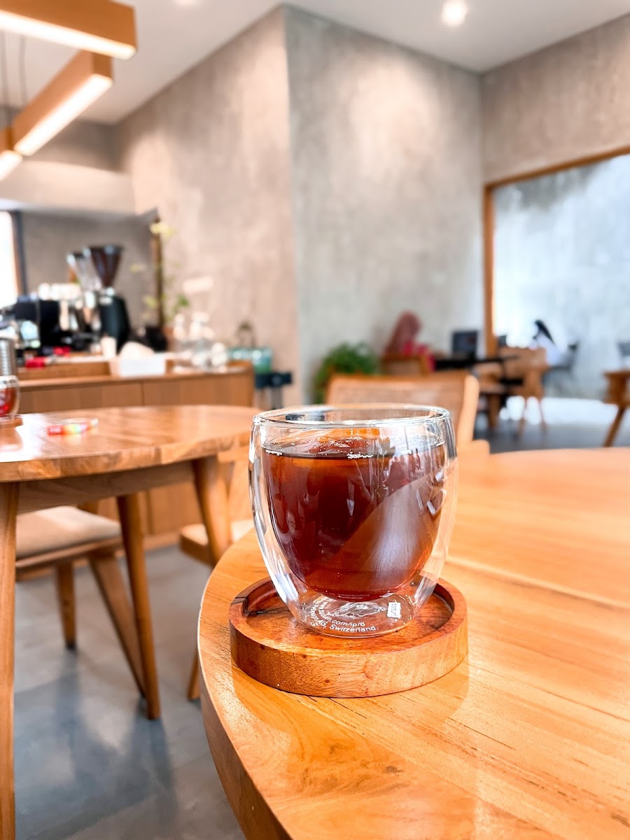 Massuka Coffee and Eatery Photo 3