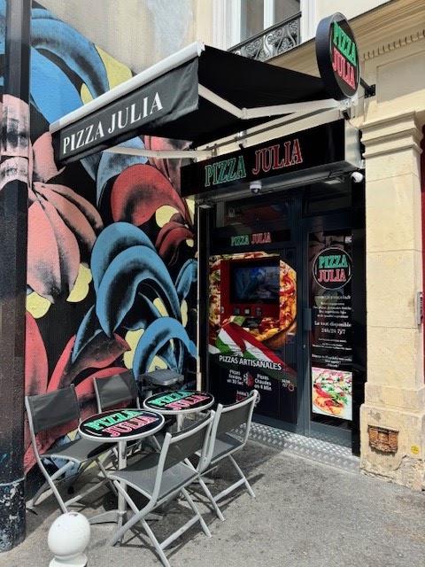 Pizza Julia Distributeur 24/24 7J/7