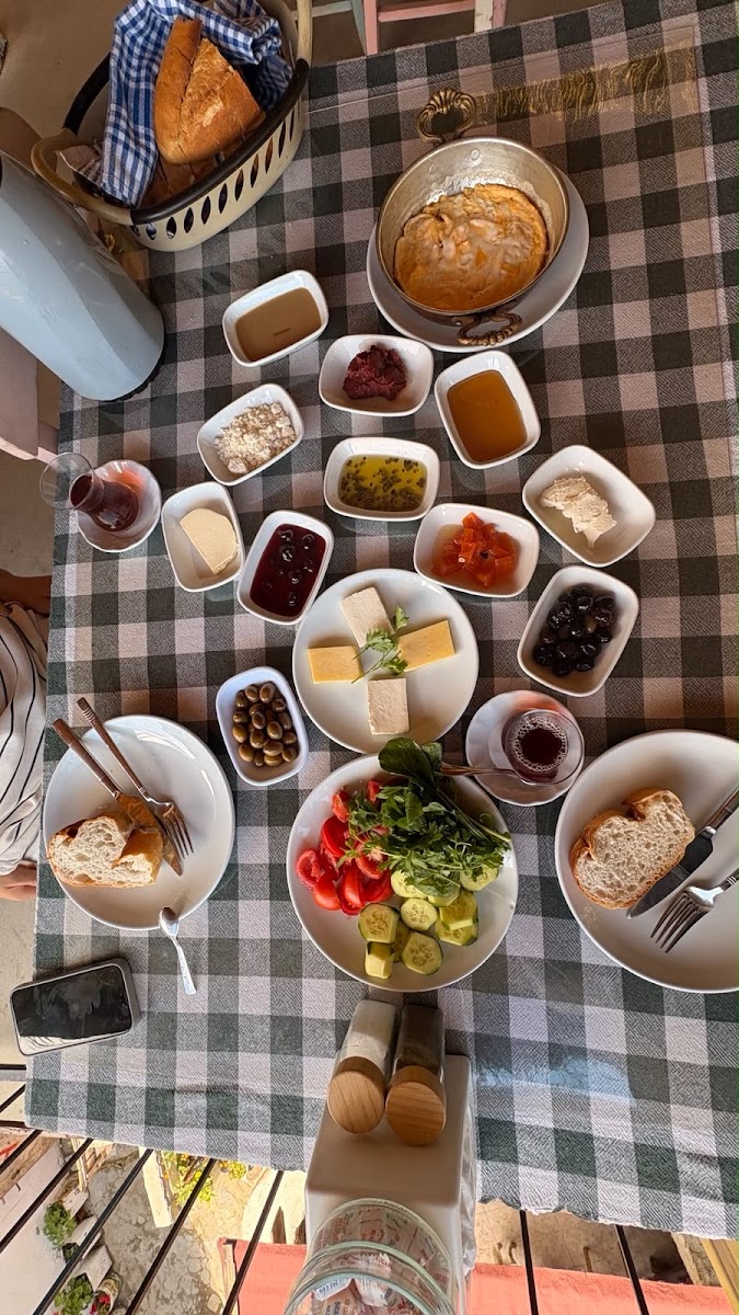 Gülten Abla’nın Yeri Restaurant Photo 4