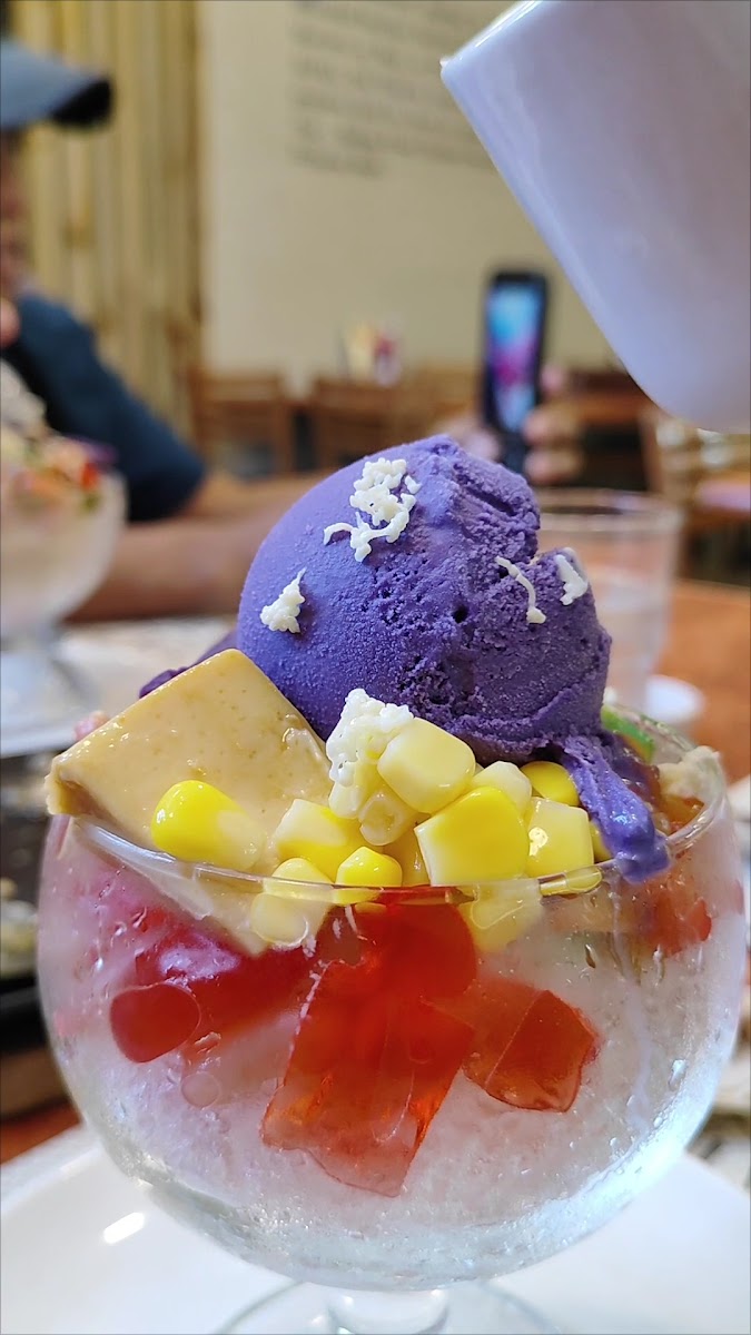 Max's - SM City Bicutan Photo 2
