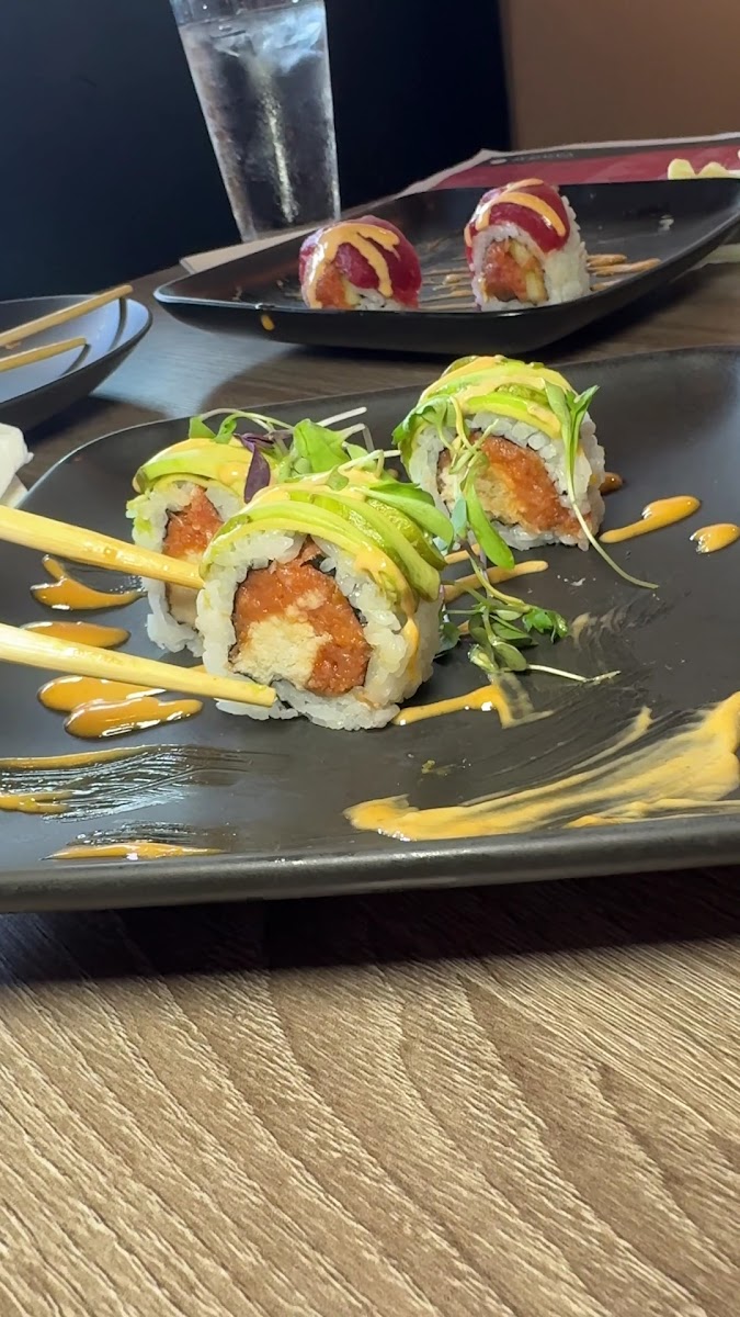 ROBATA-X SUSHI & IZAKAYA Photo 2