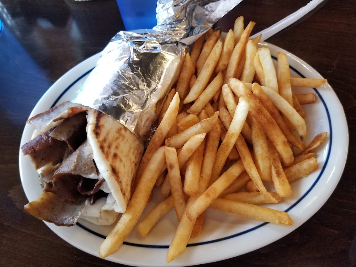 Aladdin Mediterranean Café Photo 9