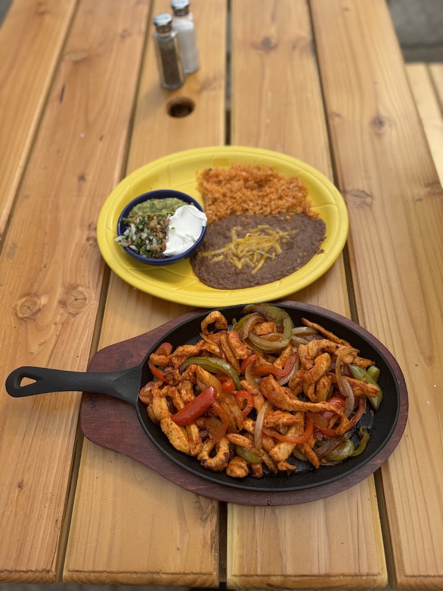 Los Pelicanos Mexican Cuisine Photo 7