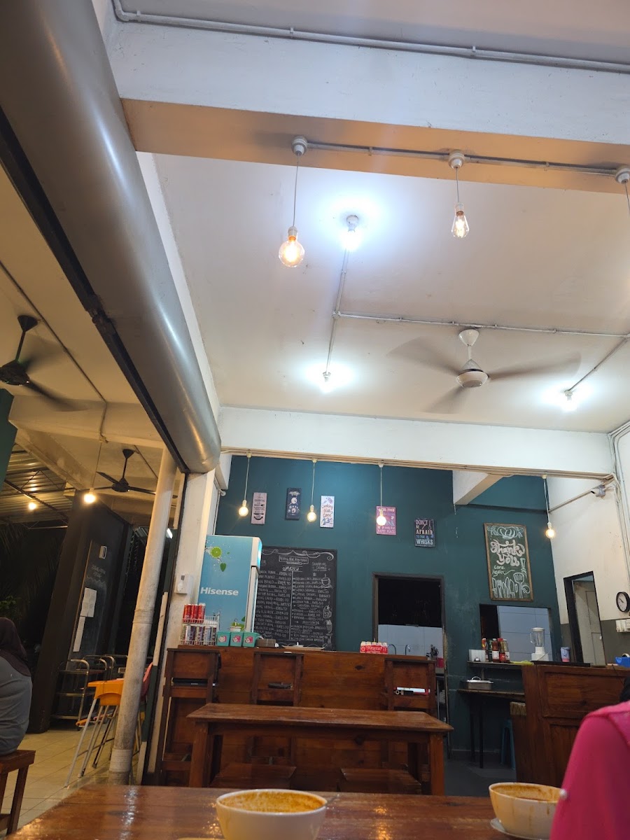 Abang Mel Kopitiam Photo 4