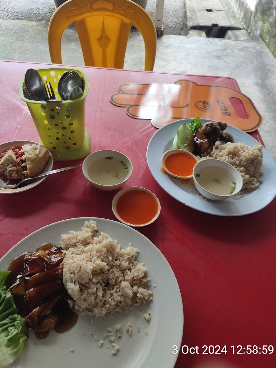 Mantin Popular Nasi Lemak Photo 5