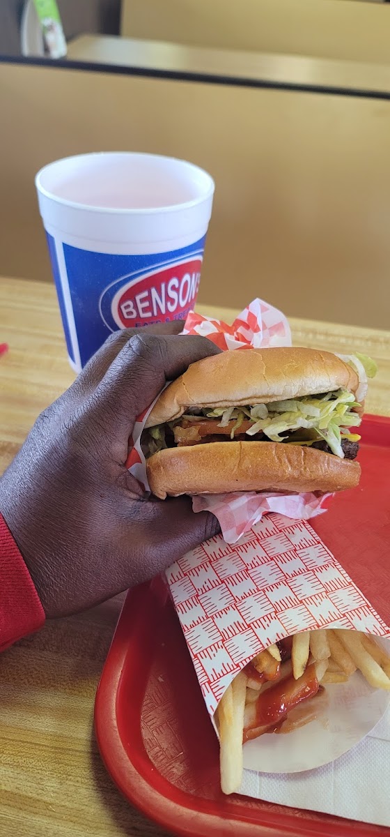 Bensons Eats & Treats Photo 9