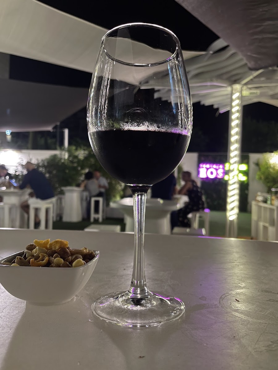 EOS Terraza Bar Photo 3