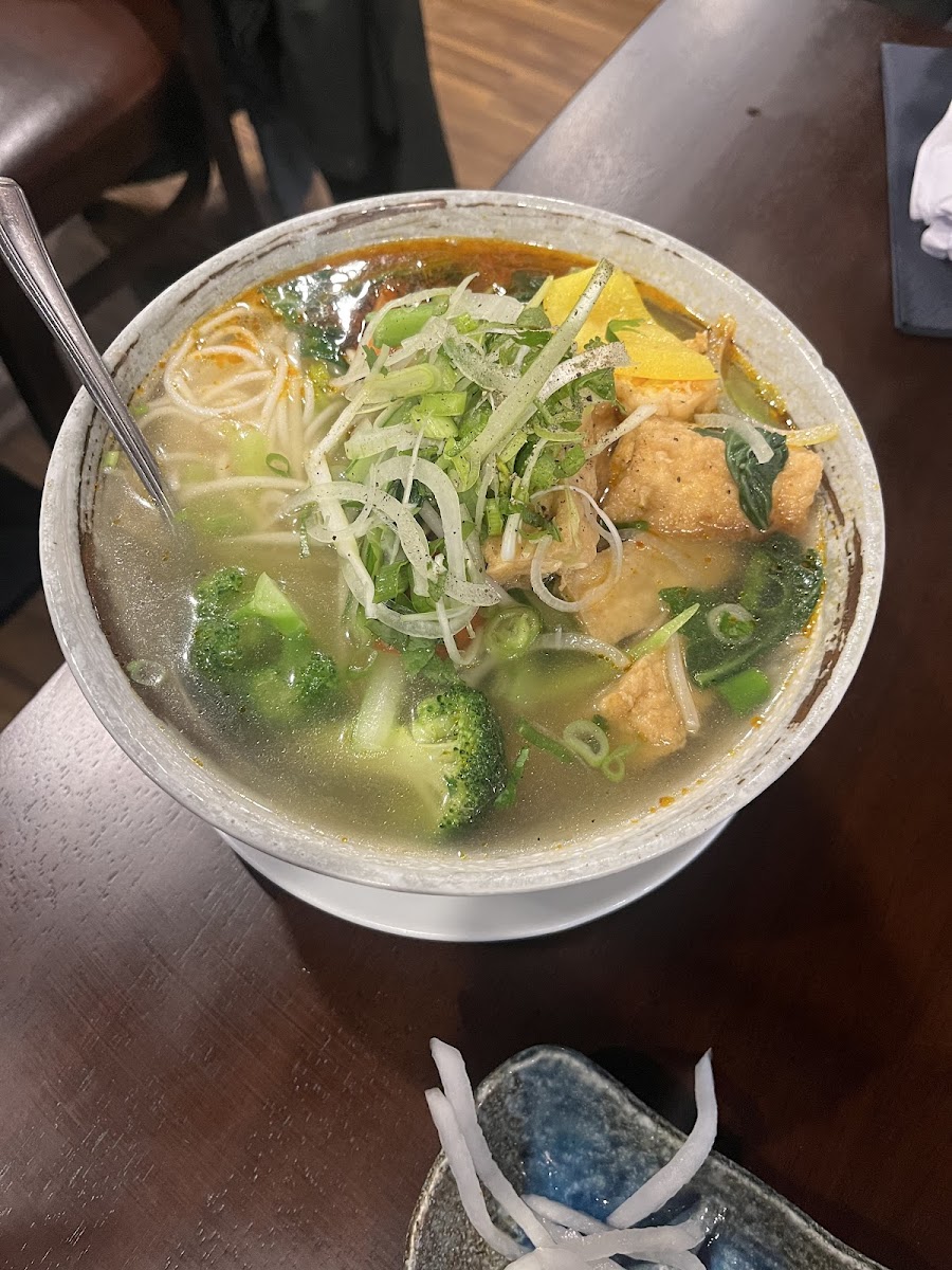 Sen Viet Quan Guildford Photo 4