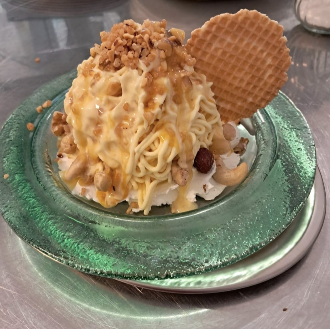 Eis Café & Konditorei Pippo Photo 3