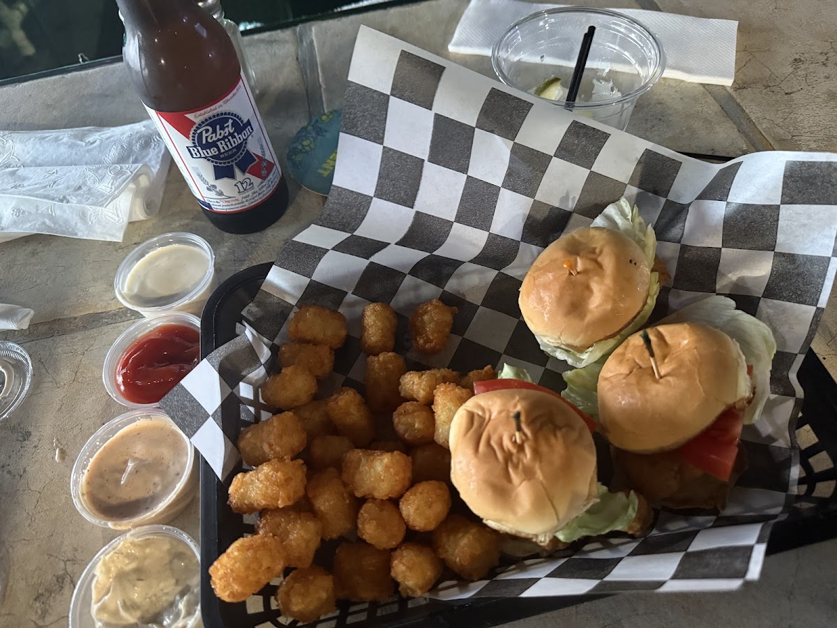 JP's Bar and Grill Photo 3