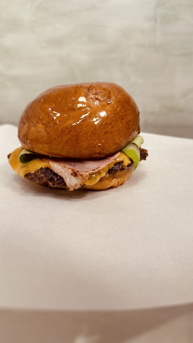 The Circle Smash Burgers Photo 5