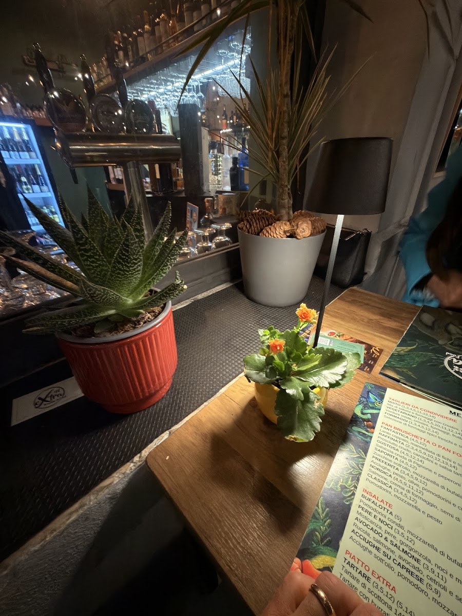 Extra Winebar Photo Menu 3