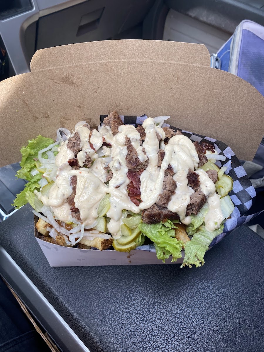 Three Spuds Food Truck Photo 3