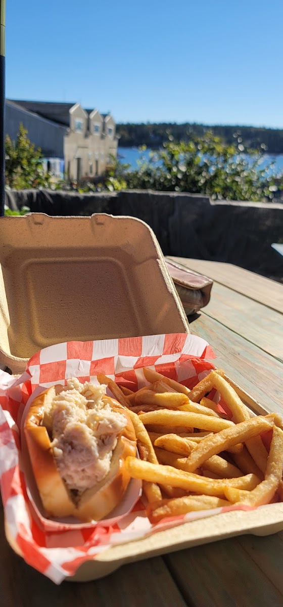 MDI Lobster & BBQ Photo 8