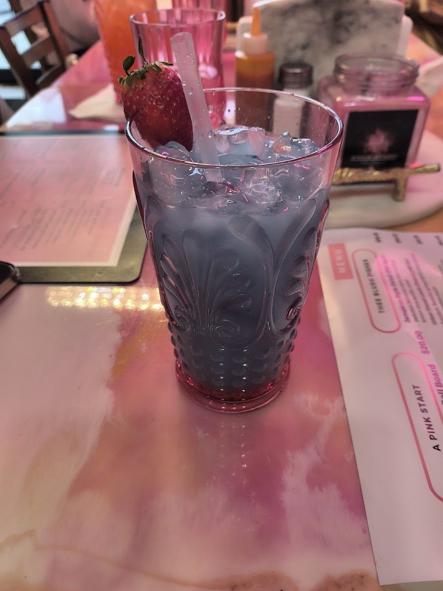 Thee pink plate cafe Photo 8