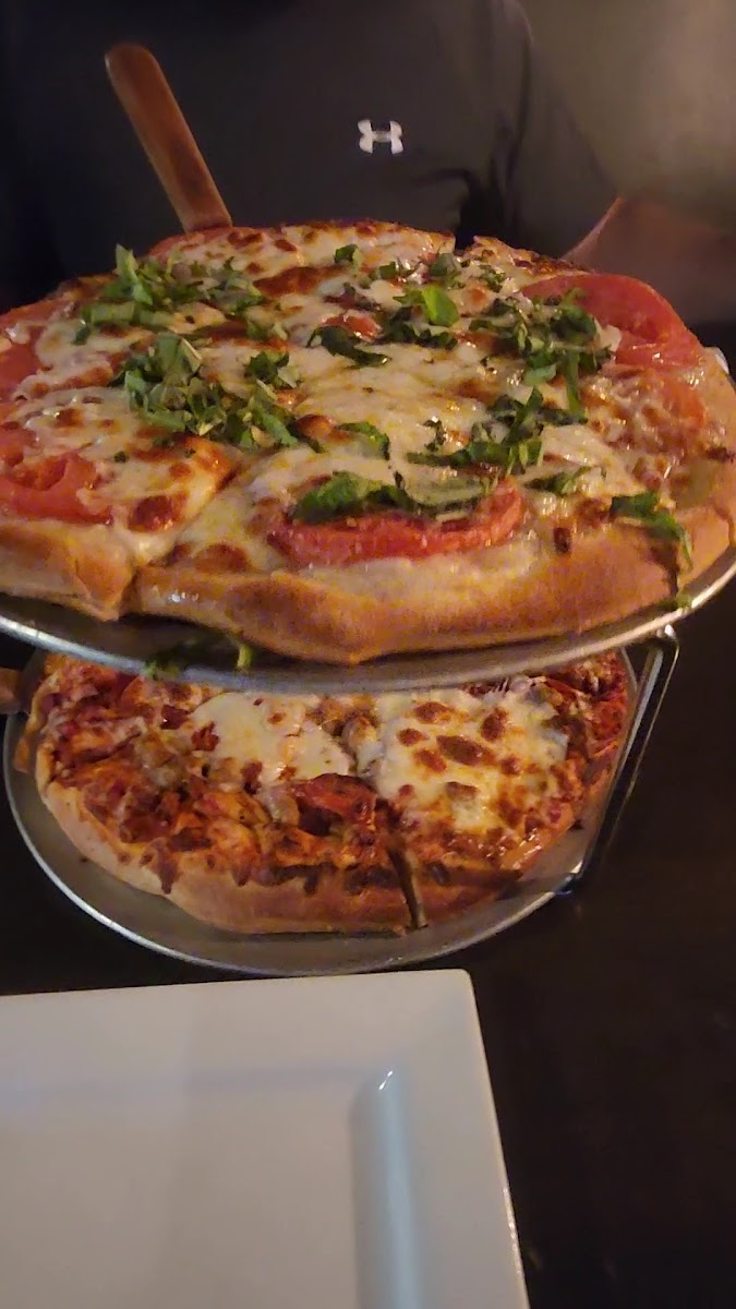 Pearl Street Pizzeria & Pub Photo 2