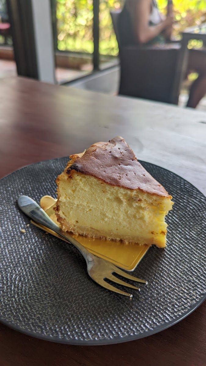 MYE Restaurant, Pastry and Bakery Photo 6