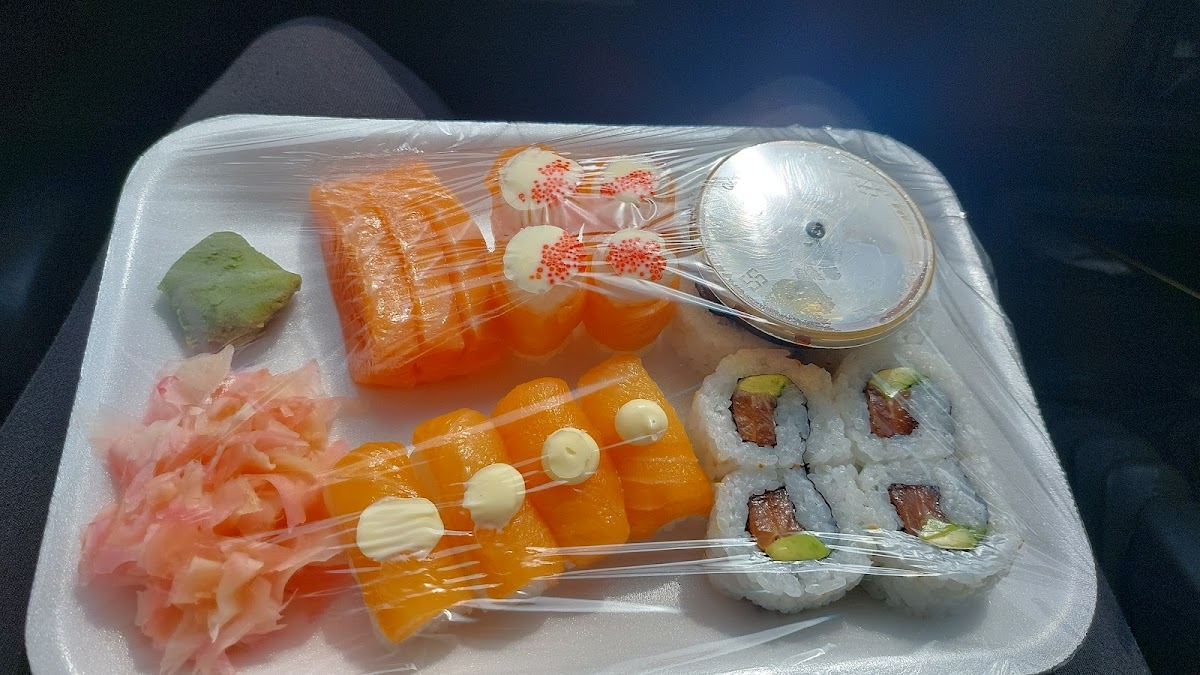 Panda Sushi & Chinese Food Photo 5
