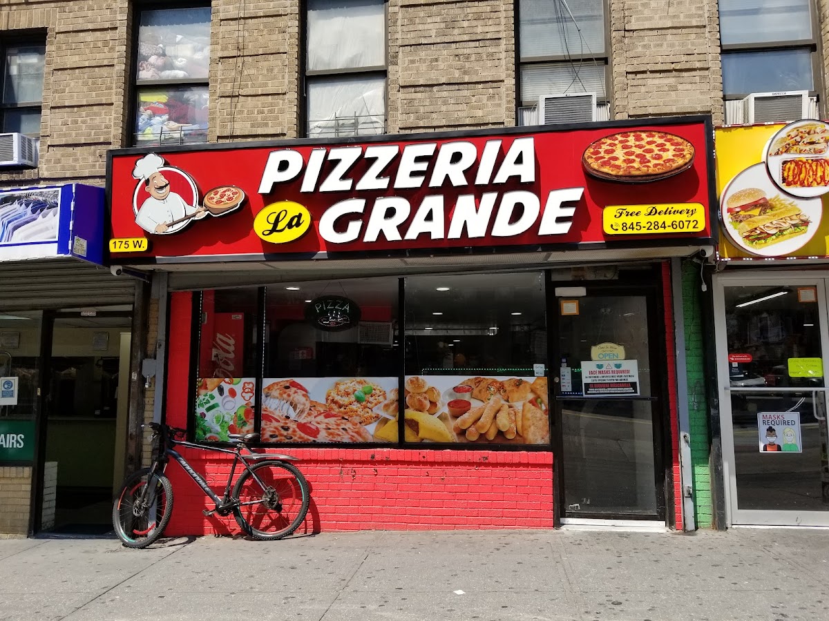 Pizzeria La Grande Photo 4