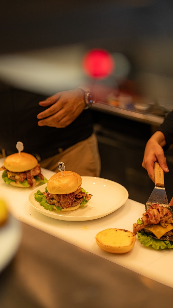 The Flats Eatery + Drink Photo 9
