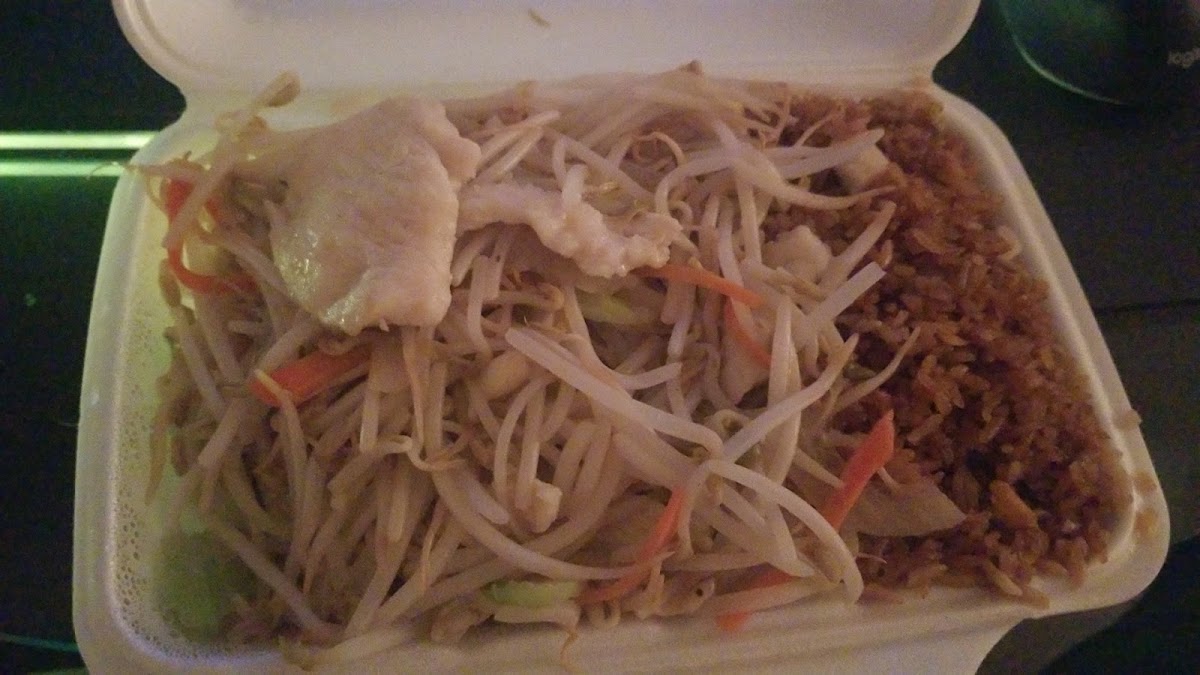 Ming's Garden Restaurant (Richmond Hill) Photo 5