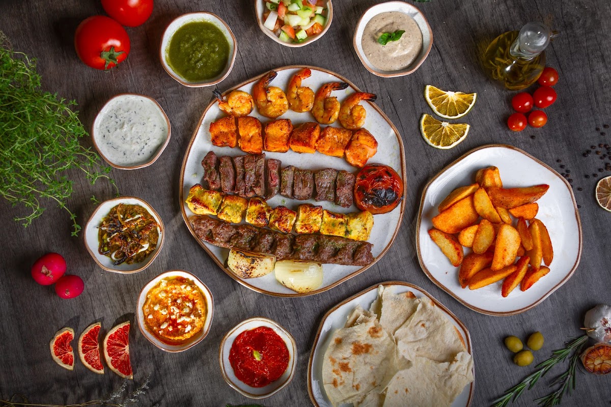 Za'farān persian restaurant Photo 6