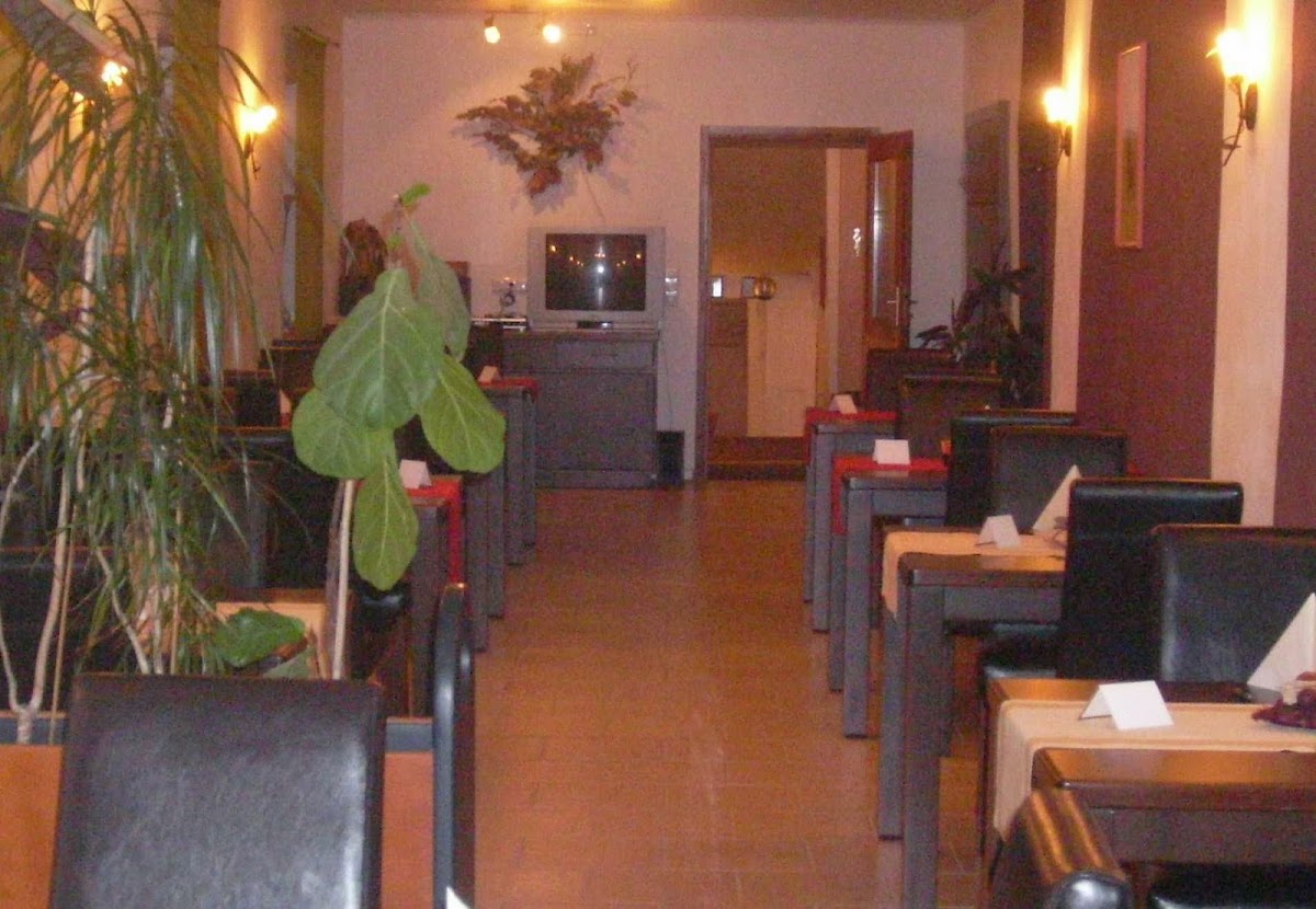 UDO/S RESTAURANT PIZZERIA