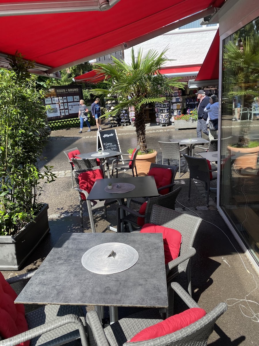 La Strada 8 - Espresso Bar & Pizzeria