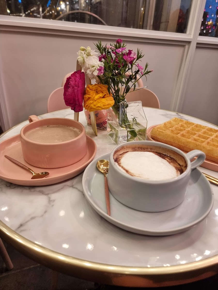 Café Ballanger Photo 6