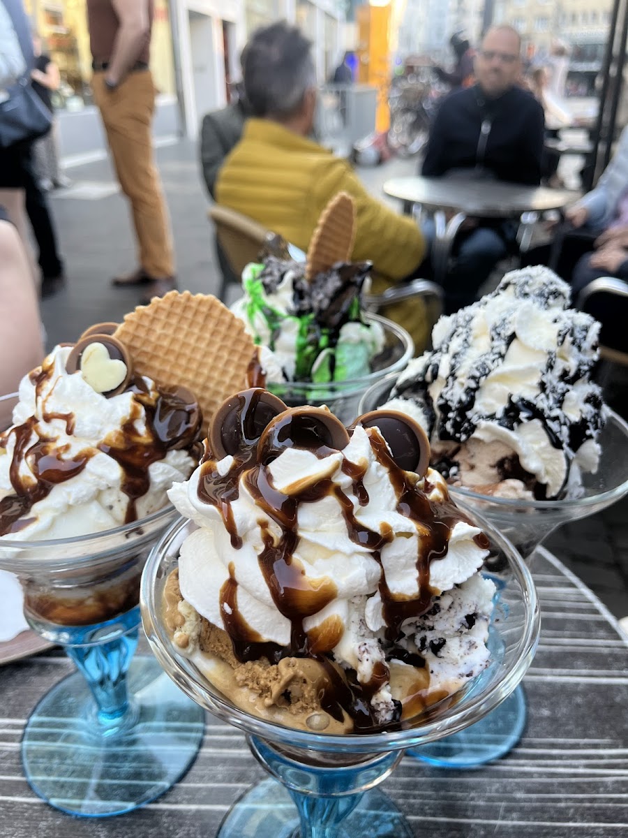 Eiscafé La Dolce Vita - Bonn Photo 4