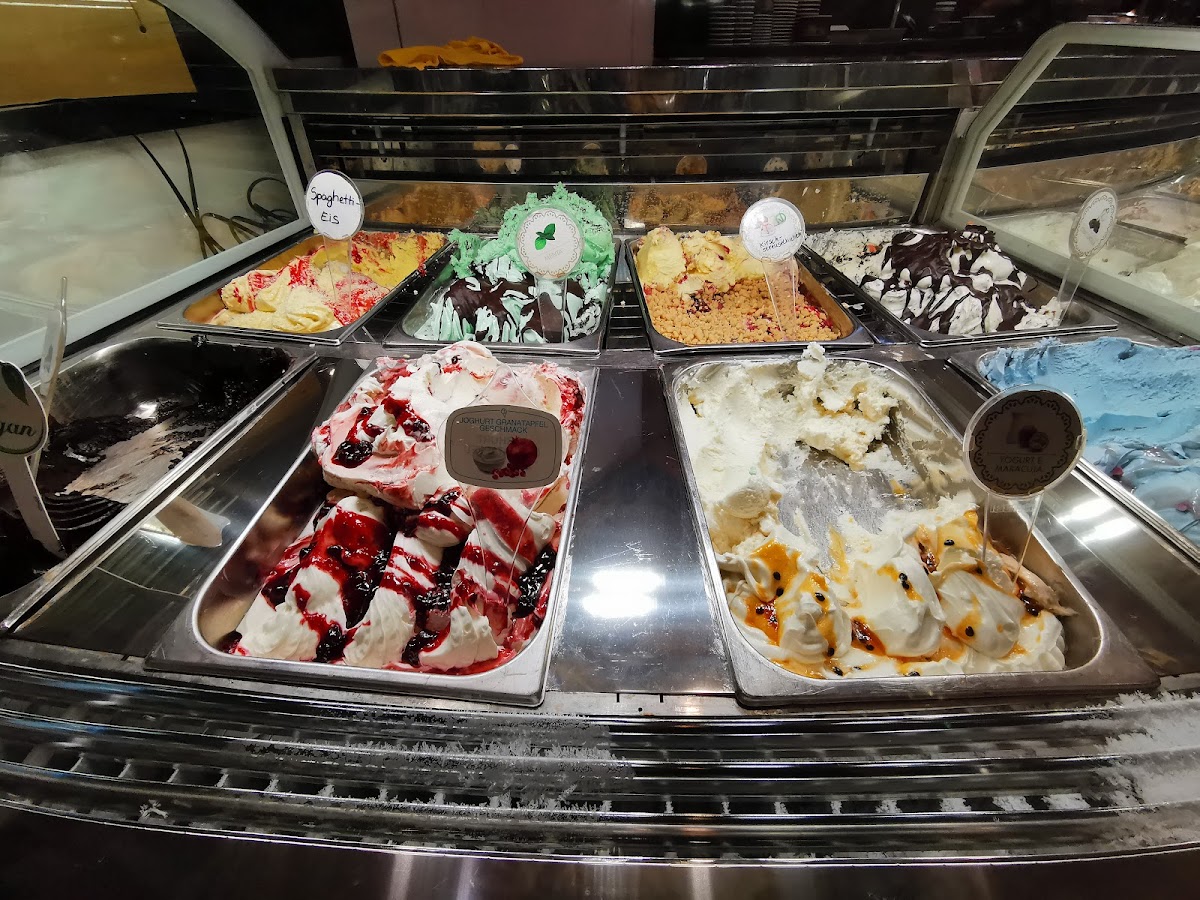 Eiscafé La Dolce Vita - Bonn Photo 5