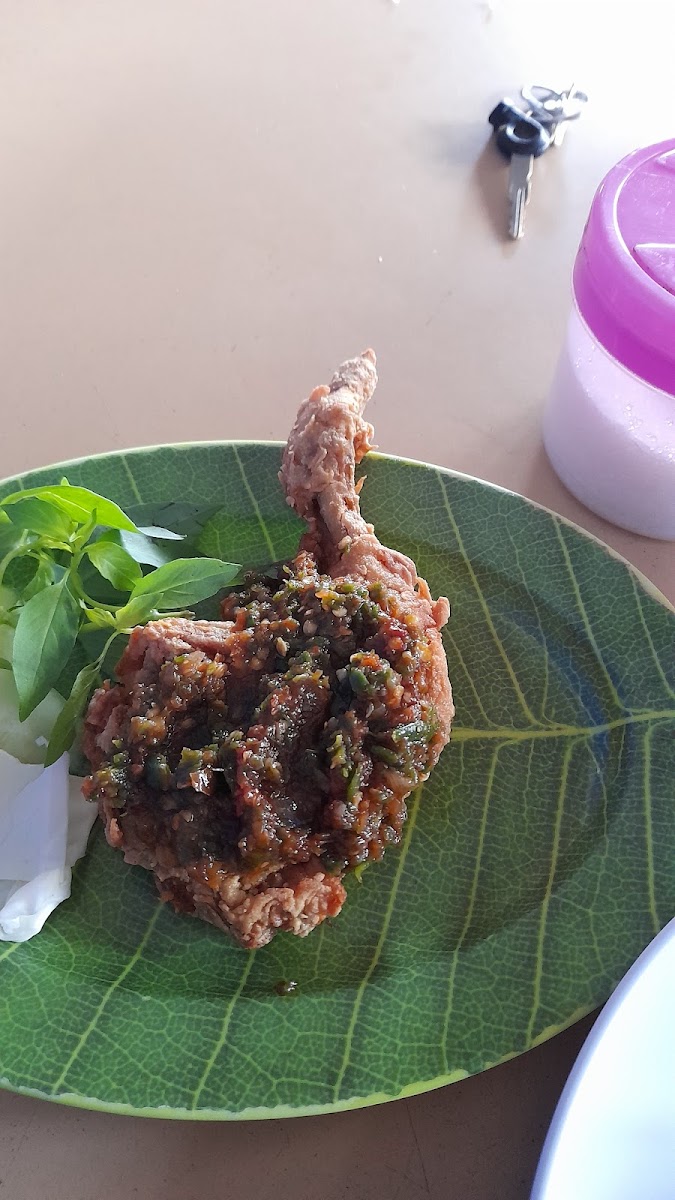 Kedai Kopi Santai (Ayam bumbu Rujak)