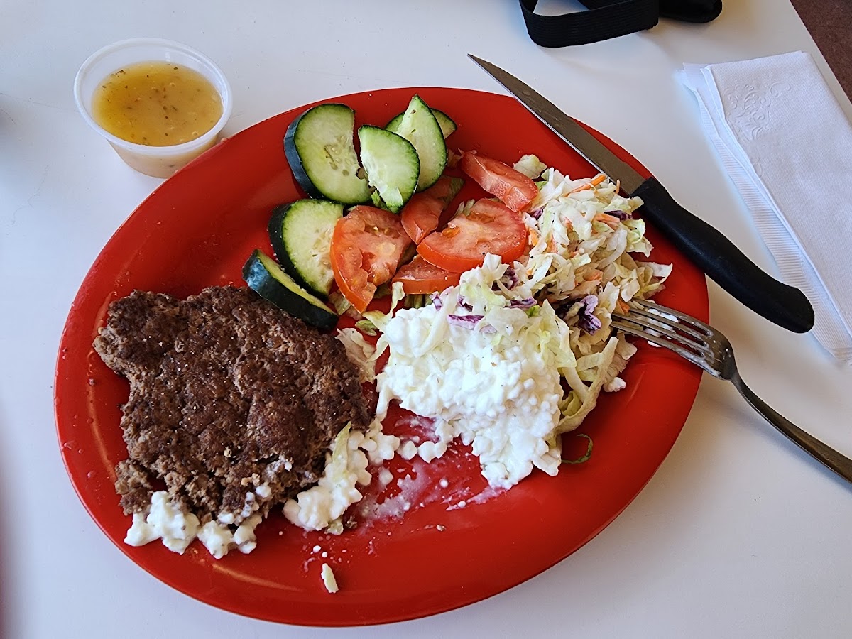 Susie's Skyway Restaurant Photo 8