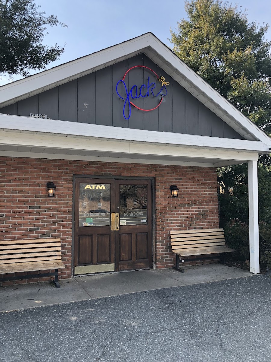Jack's Family Tavern & Restaurant Photo 4