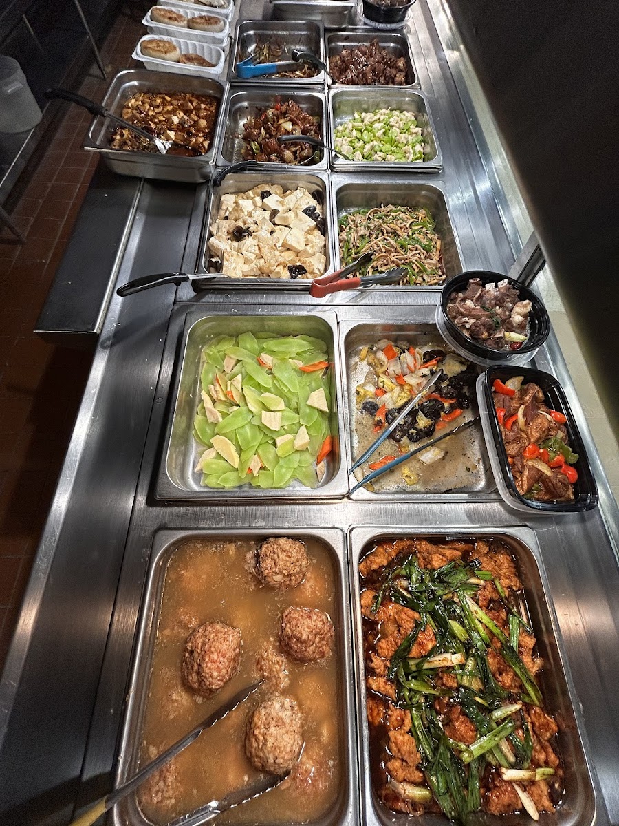 Han’s Kitchen Photo 2