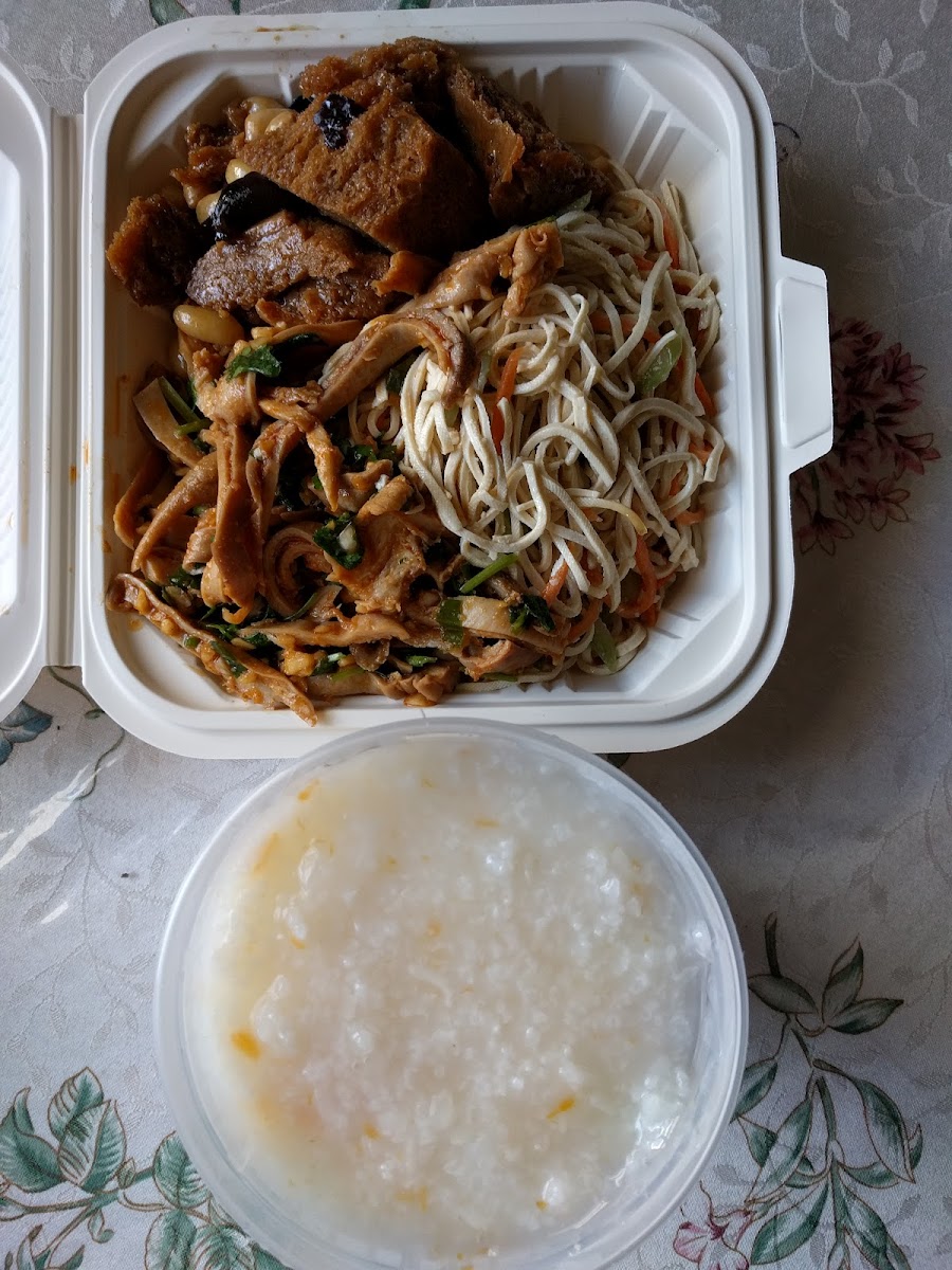 Han’s Kitchen Photo 6