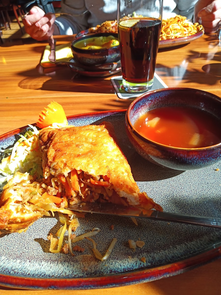 Asian Tiger Bistro Photo 6