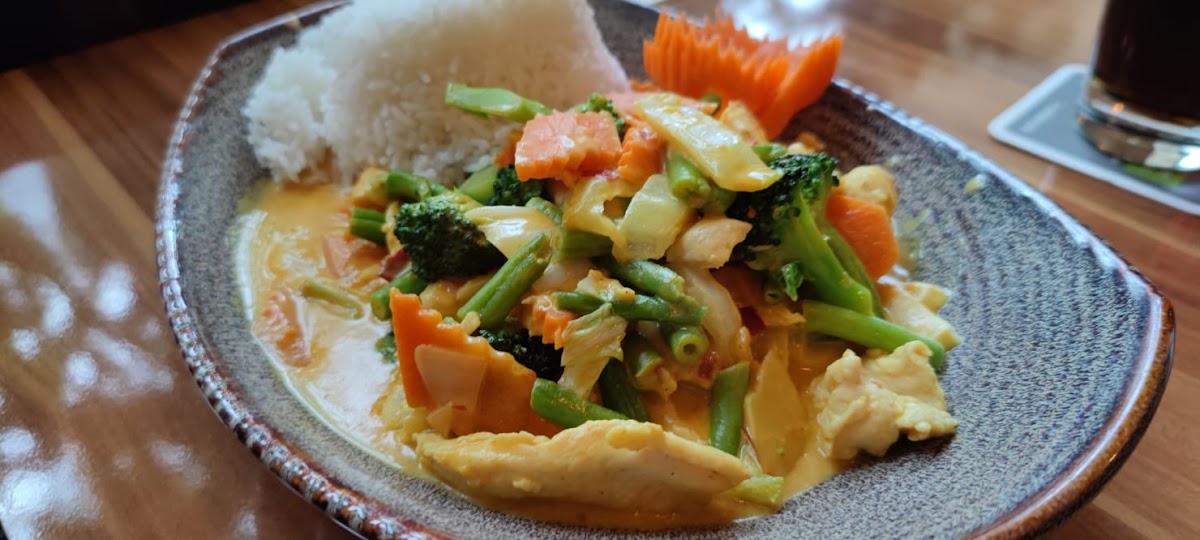 Asian Tiger Bistro Photo 8