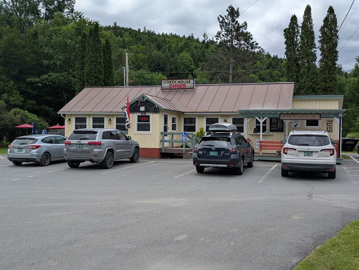 Creek House Diner Photo 4