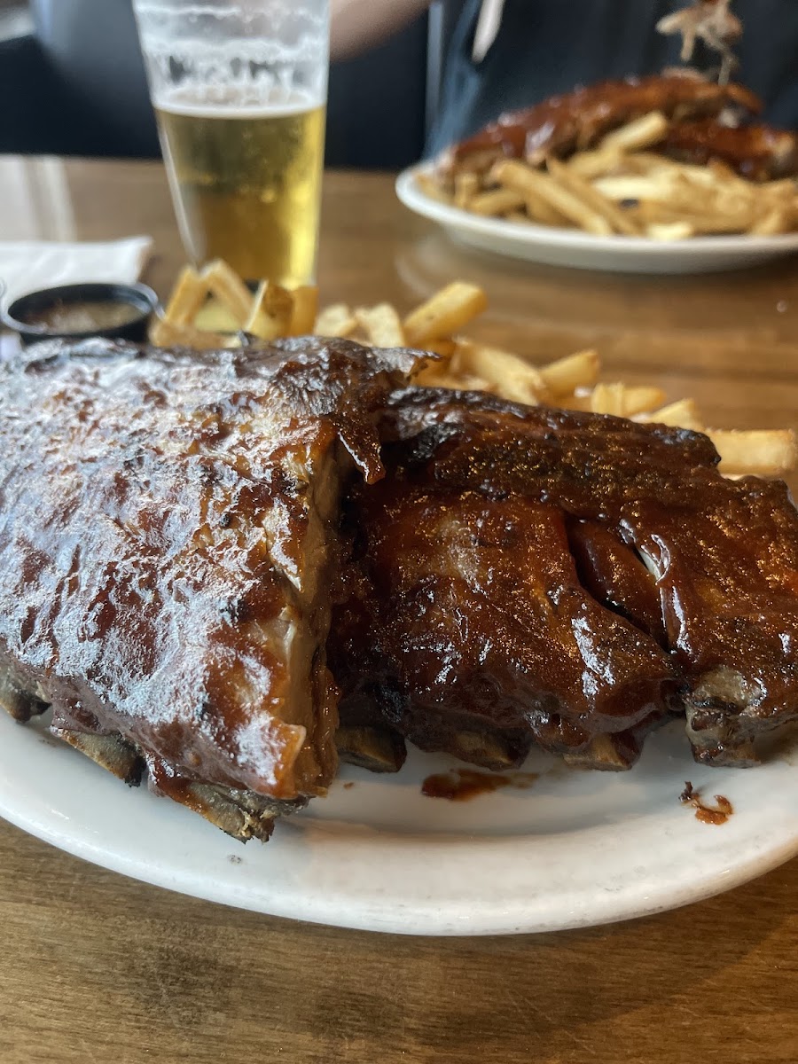 J Peters Grill & Bar - Carolina Forest Photo 4