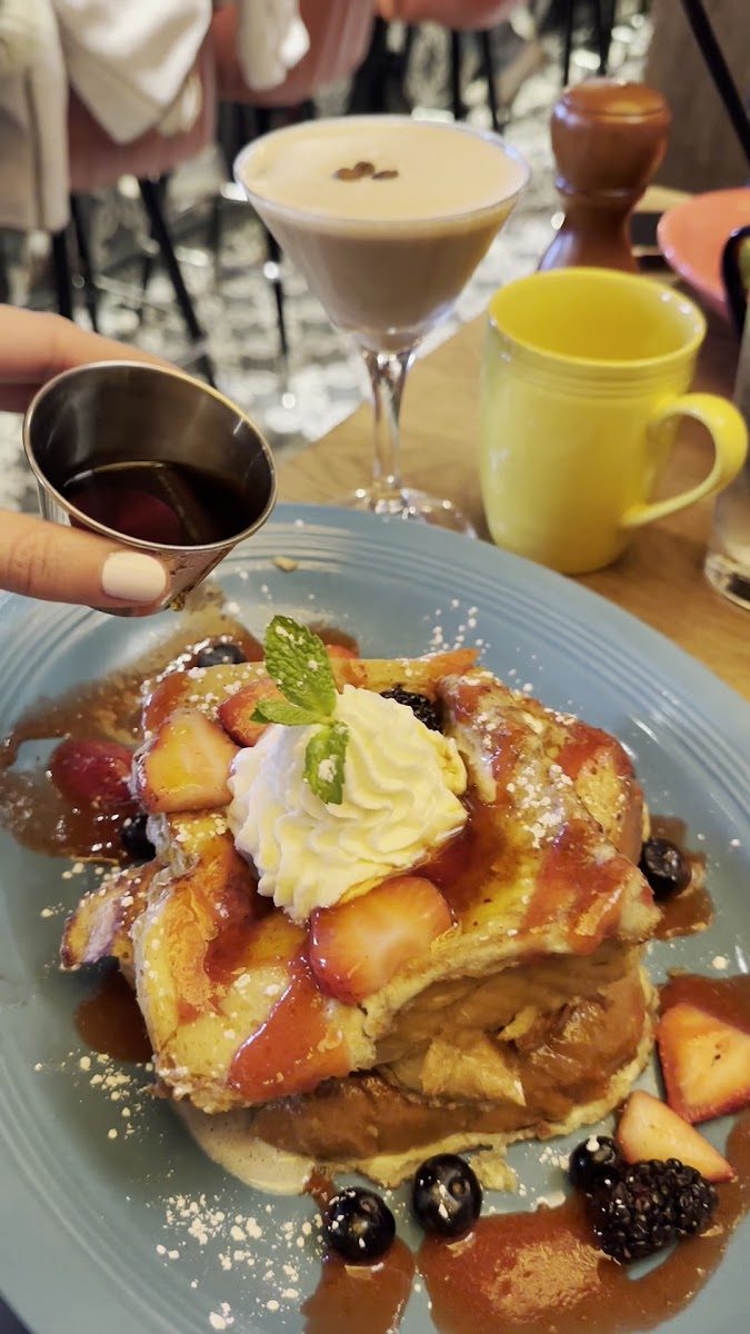 Sunnyside All Day Brunch Cafe Photo 2